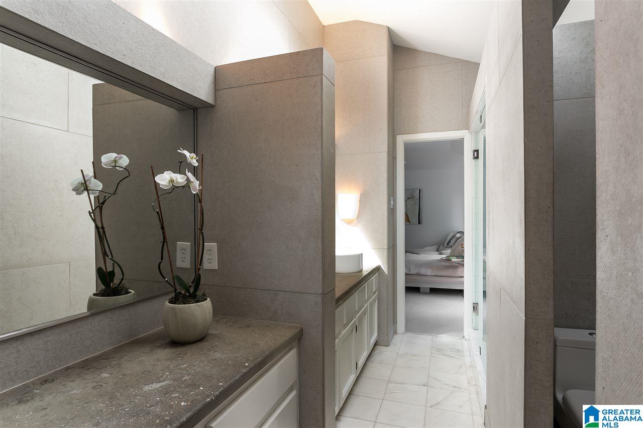 3757 North Woodridge Road Birmingham, AL 35223 - Photo 29 of 48 Gallery Image 29