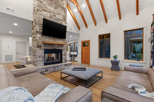 $1,270,000 | 763 Highway 127, Signal Mountain, TN 37377