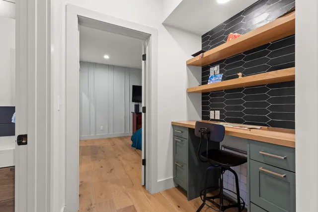 $1,270,000 | 763 Highway 127, Signal Mountain, TN 37377