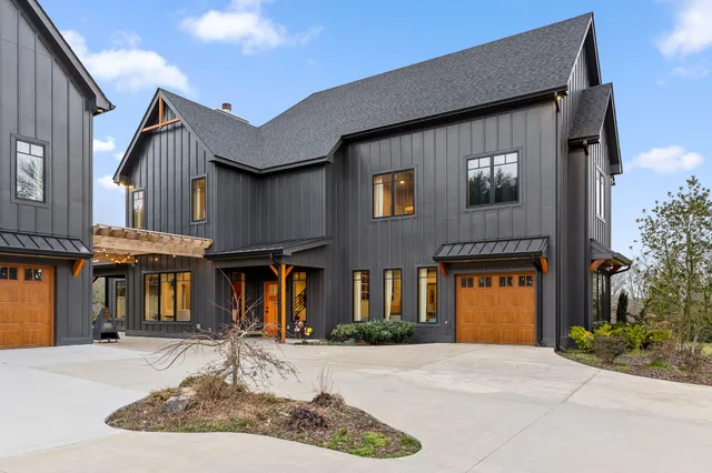 $1,270,000 | 763 Highway 127, Signal Mountain, TN 37377