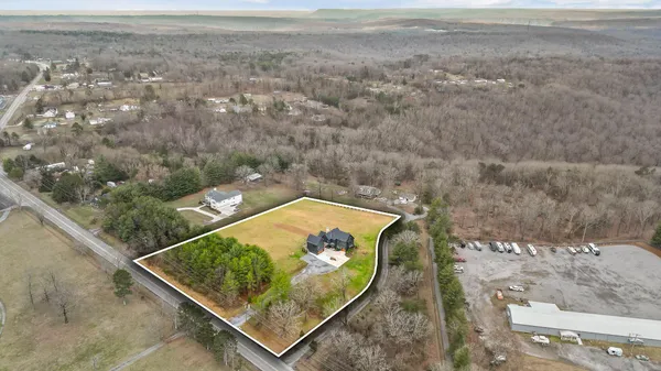 $1,250,000 | 763 Highway 127, Signal Mountain, TN 37377
