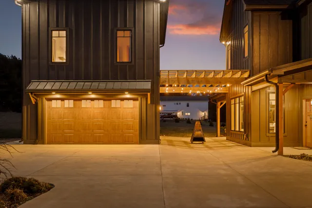 $1,270,000 | 763 Highway 127, Signal Mountain, TN 37377