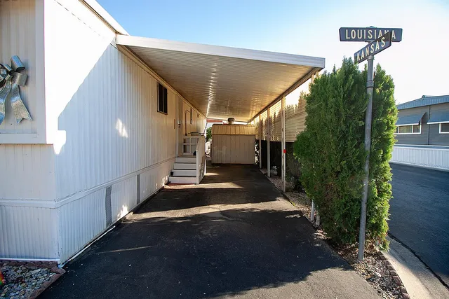 $69,500 | 221 West Herndon Avenue, Unit 27, Fresno, CA 93704