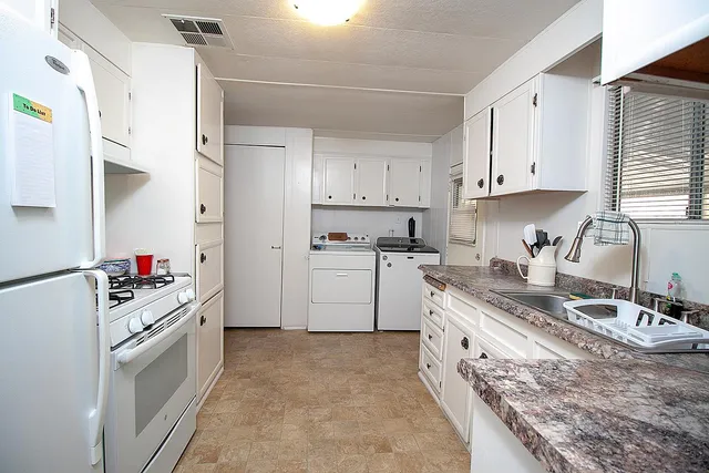 $69,500 | 221 West Herndon Avenue, Unit 27, Fresno, CA 93704