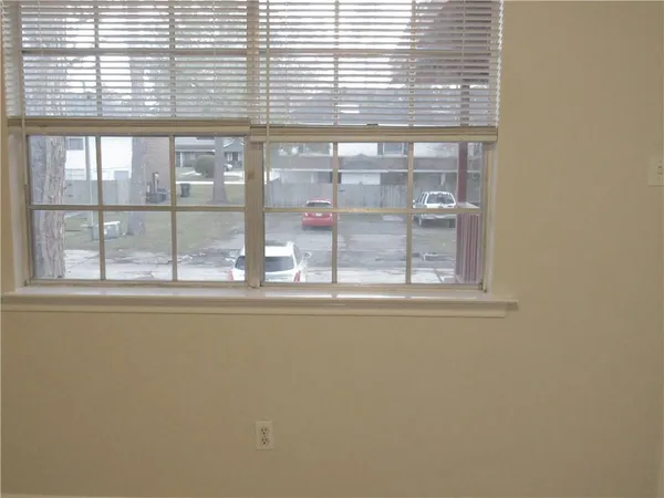 $1,100 | 1529 Savannah Drive, Slidell, LA 70458