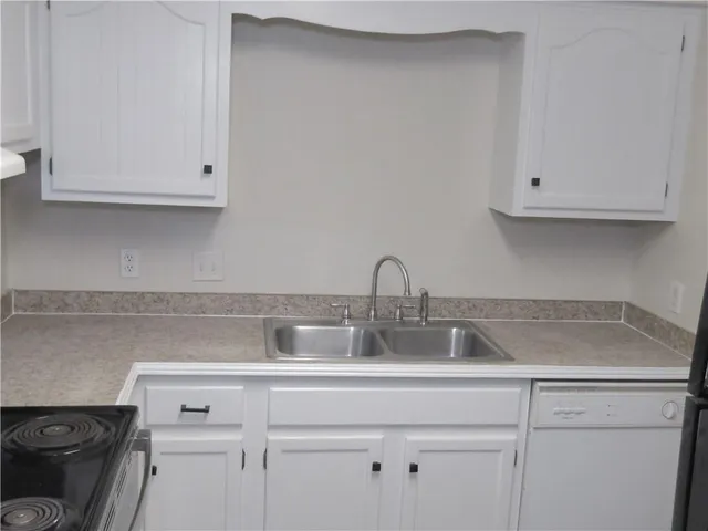 $1,100 | 1529 Savannah Drive, Slidell, LA 70458