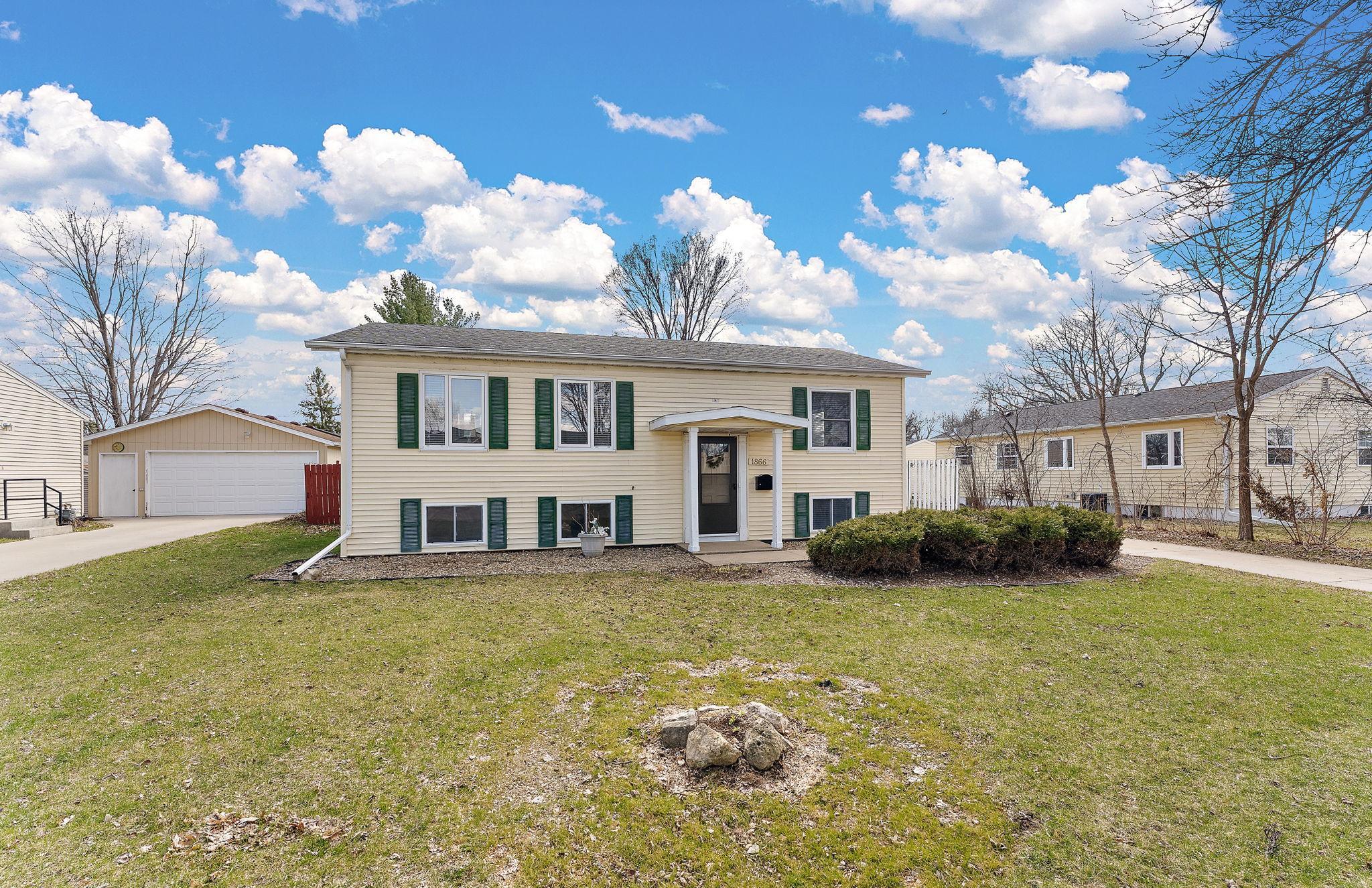 1866 38th Street Northwest Rochester, MN 55901 - Photo 40 of 50