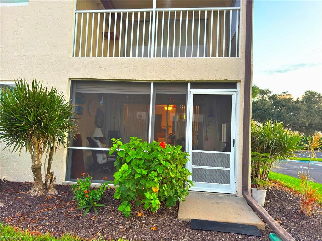 1014 Manatee Road, Unit F101 Naples, FL 34114 - Photo 3 of 14 Gallery Image 3
