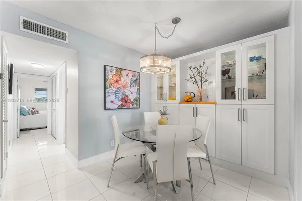 $429,900 | 743 North Riverside Drive, Unit 5C, Pompano Beach, FL 33062