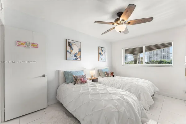 $429,900 | 743 North Riverside Drive, Unit 5C, Pompano Beach, FL 33062