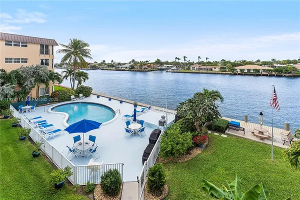 $429,900 | 743 North Riverside Drive, Unit 5C, Pompano Beach, FL 33062