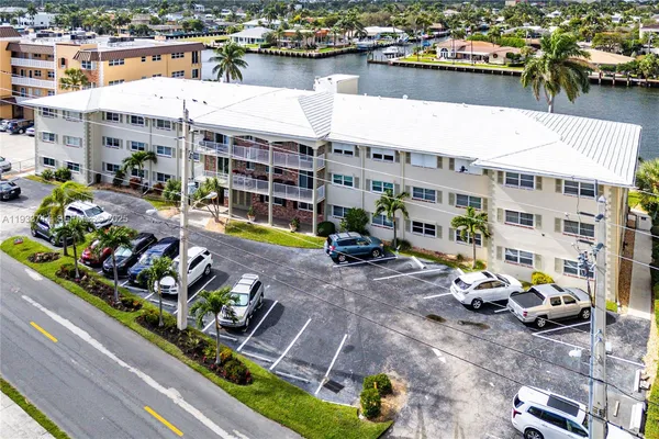 $429,900 | 743 North Riverside Drive, Unit 5C, Pompano Beach, FL 33062