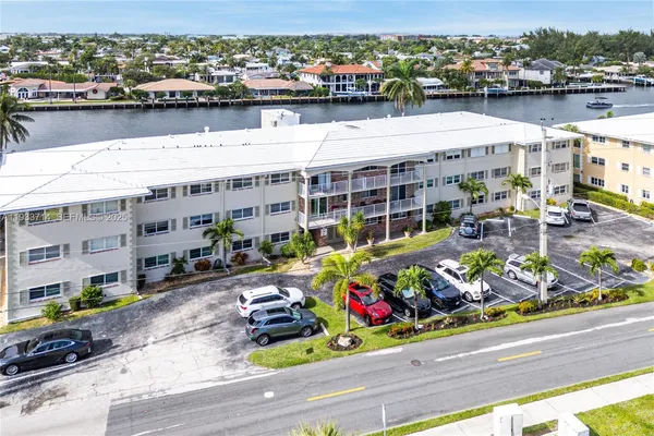 $429,900 | 743 North Riverside Drive, Unit 5C, Pompano Beach, FL 33062