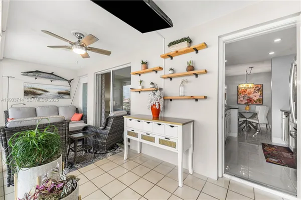 $429,900 | 743 North Riverside Drive, Unit 5C, Pompano Beach, FL 33062