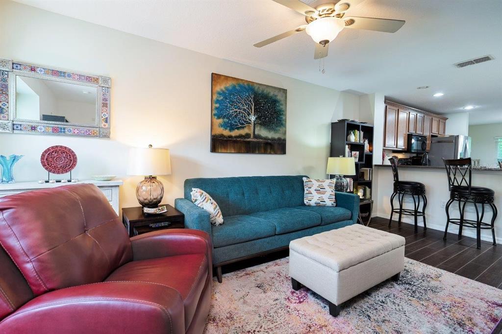 7323 Black Walnut Way, Unit 4202 Lakewood Ranch, FL 34202 - Photo 6 of 23