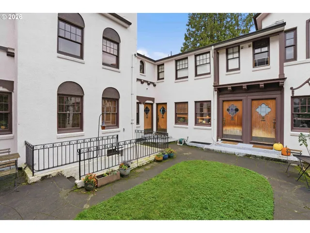 $369,900 | 2250 Northeast Flanders Street, Unit 3, Portland, OR 97232