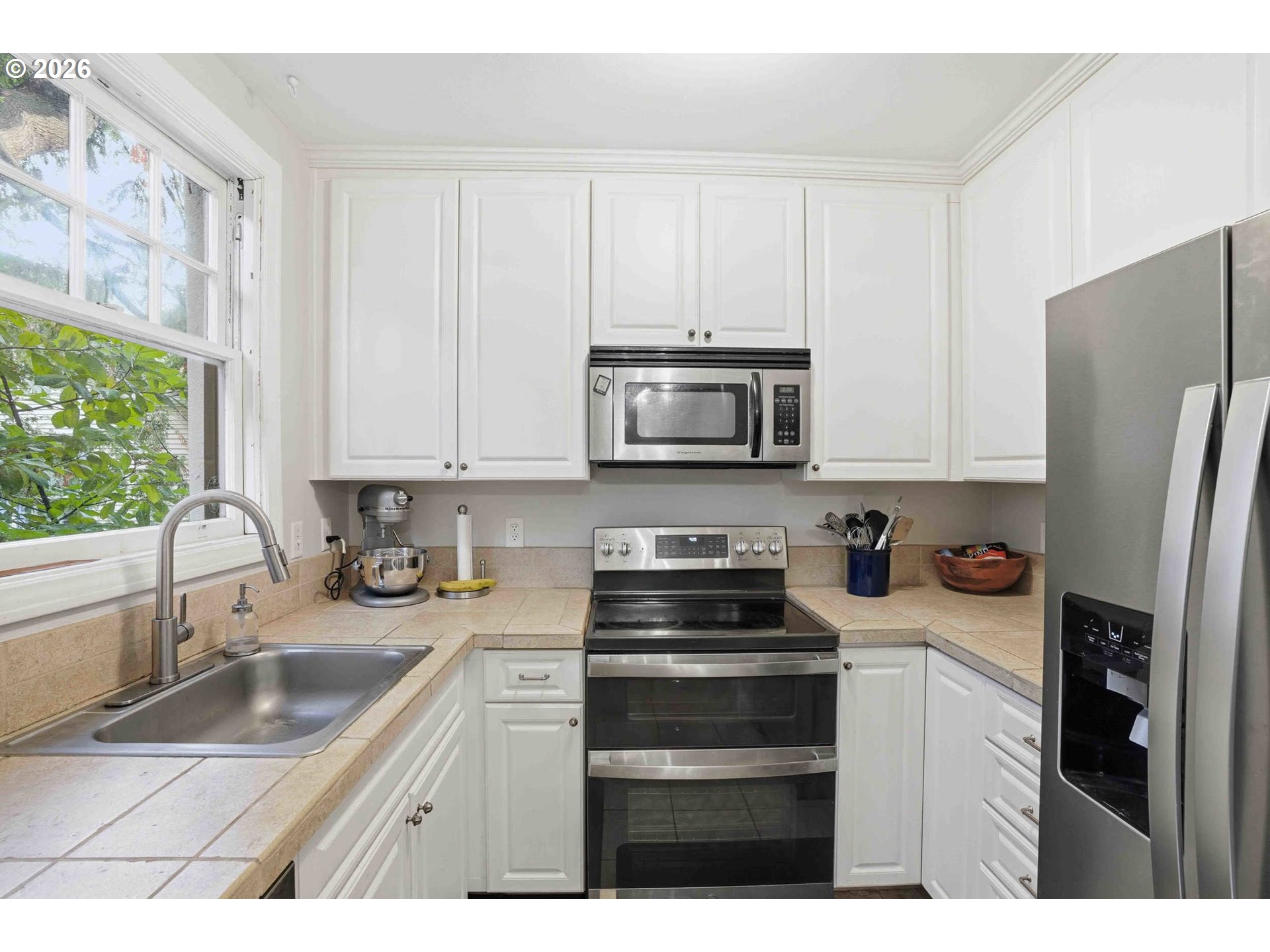 2250 Northeast Flanders Street, Unit 3 Portland, OR 97232 - Photo 11 of 20