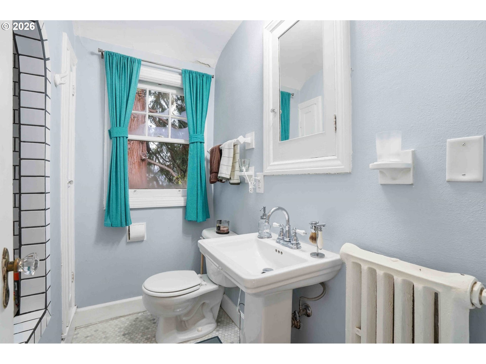 2250 Northeast Flanders Street, Unit 3 Portland, OR 97232 - Photo 13 of 20