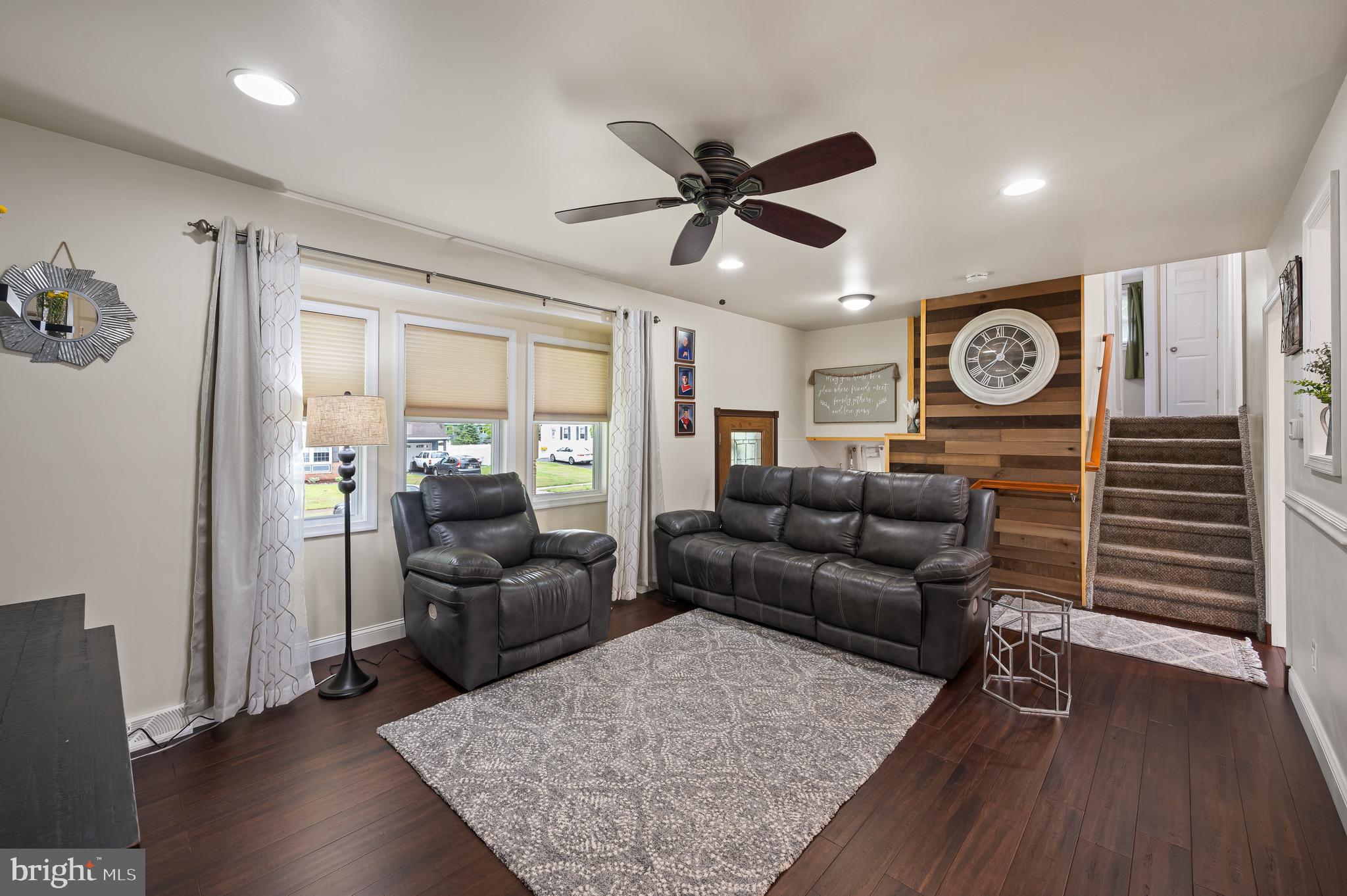 812 Jamestown Road Turnersville, NJ 08012 - Photo 5 of 35
