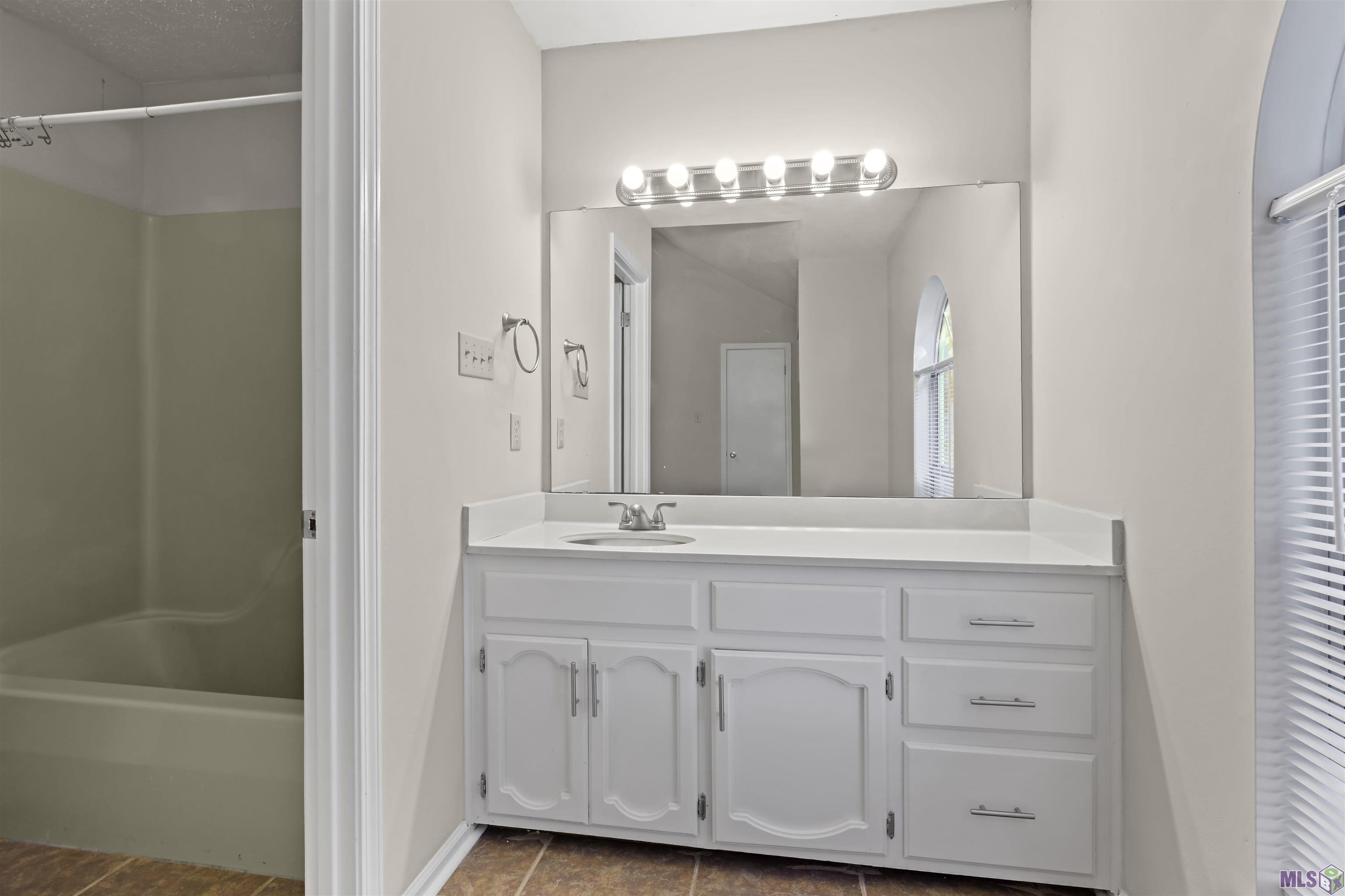 141 East Boyd Drive, Unit 201 Baton Rouge, LA 70808 - Photo 9 of 9