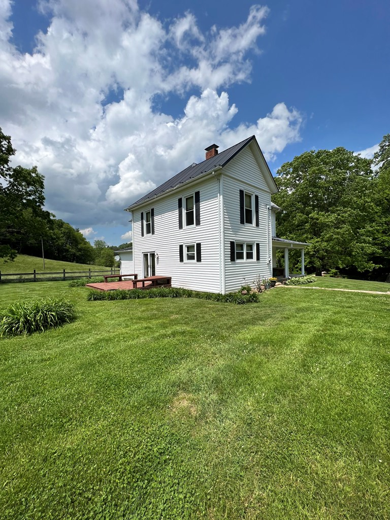 342 Kiawana Road Atkins, VA 24311 - Photo 36 of 43 Gallery Image 36