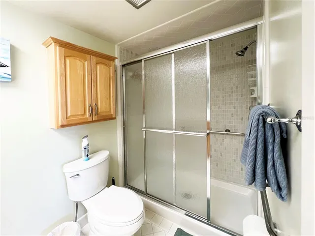 $2,500 | 5220 Brittany Drive South, Unit 1101, St. Petersburg, FL 33715