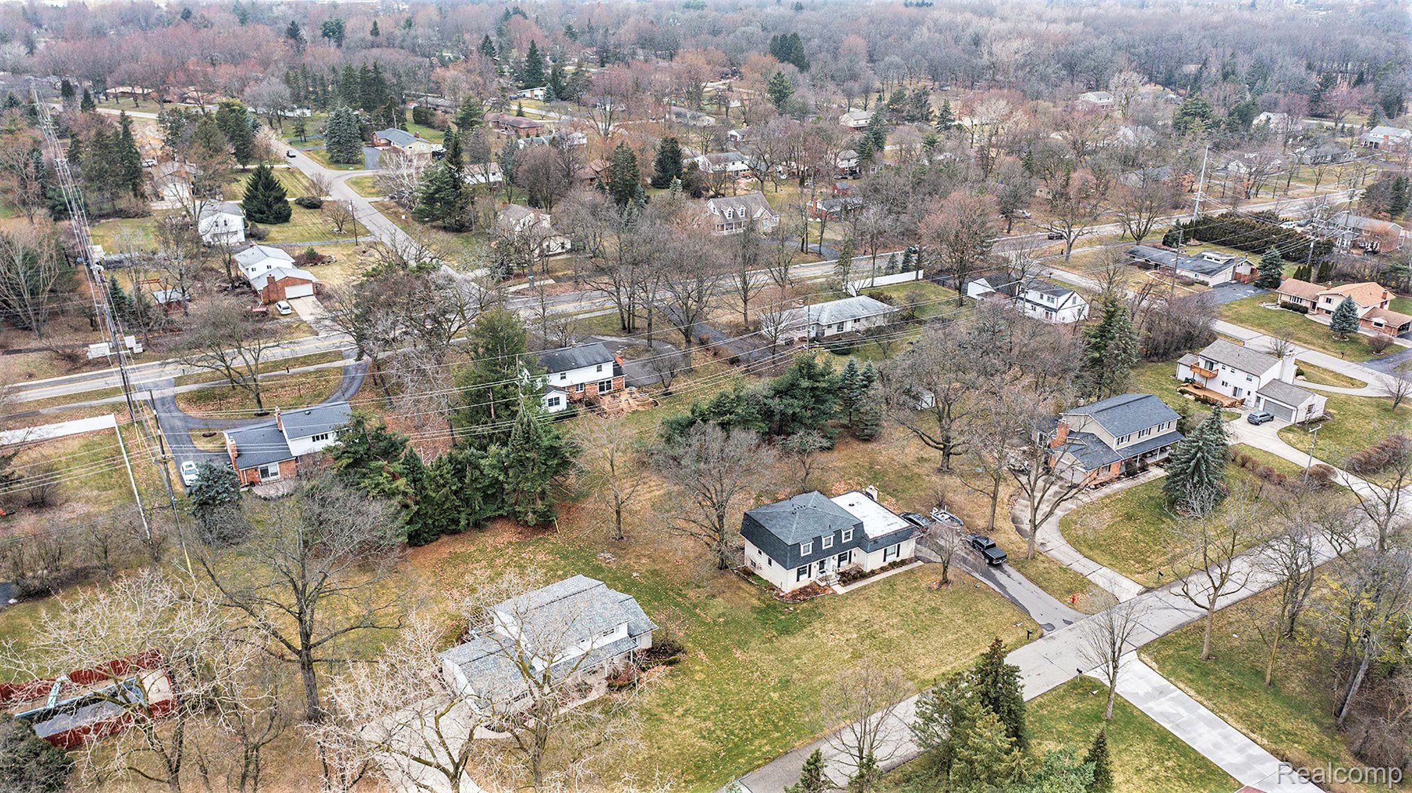 1129 Dolliver Drive Rochester, MI 48306 - Photo 33 of 48 Gallery Image 33