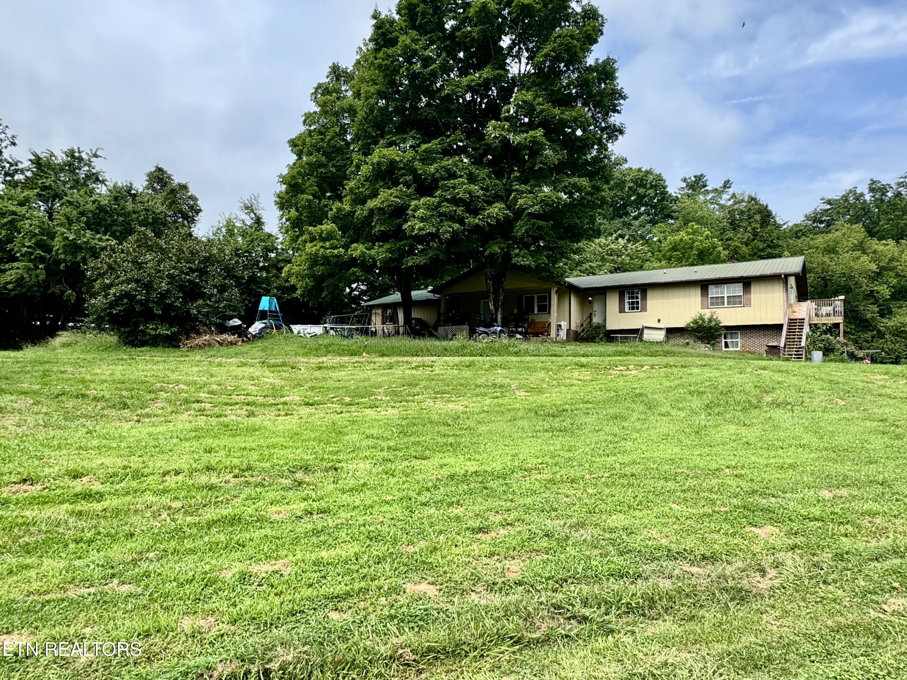 1717 West Raccoon Valley Drive Heiskell, TN 37754 - Photo 1 of 44 1-1