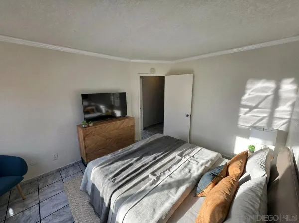 $2,050 | 4056 Van Dyke Avenue, Unit 4, San Diego, CA 92105