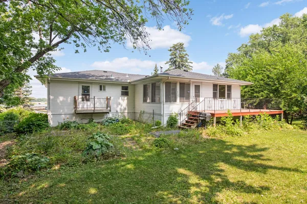 $3,200 | 5867 Central Avenue Northeast, Fridley, MN 55432