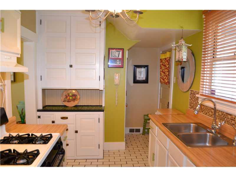 3929 Riddile Street Brighton Heights, PA 15212 - Photo 8 of 25 Kitchen.