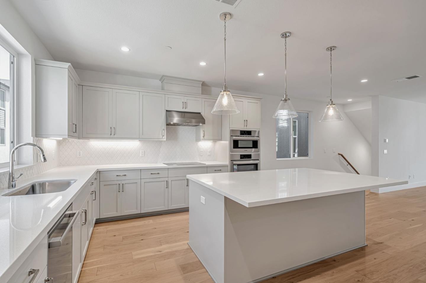 1006 Rojo Terrace San Ramon, CA 94583 - Photo 9 of 23 Gallery Image 9