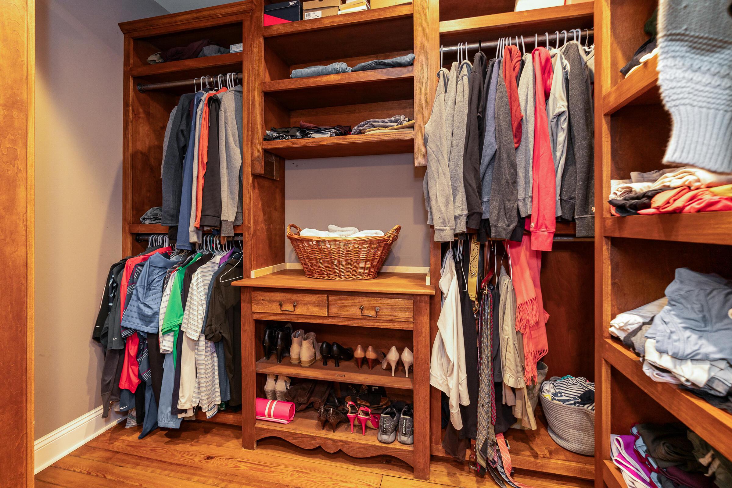 856 Neil Avenue Columbus, OH 43215 - Photo 20 of 42 Primary walk-in closet