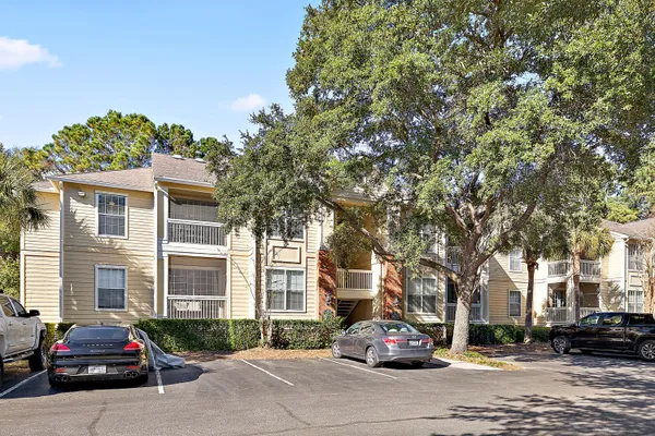$2,695 | 1600 Long Grove Drive, Unit 1721, Mount Pleasant, SC 29464