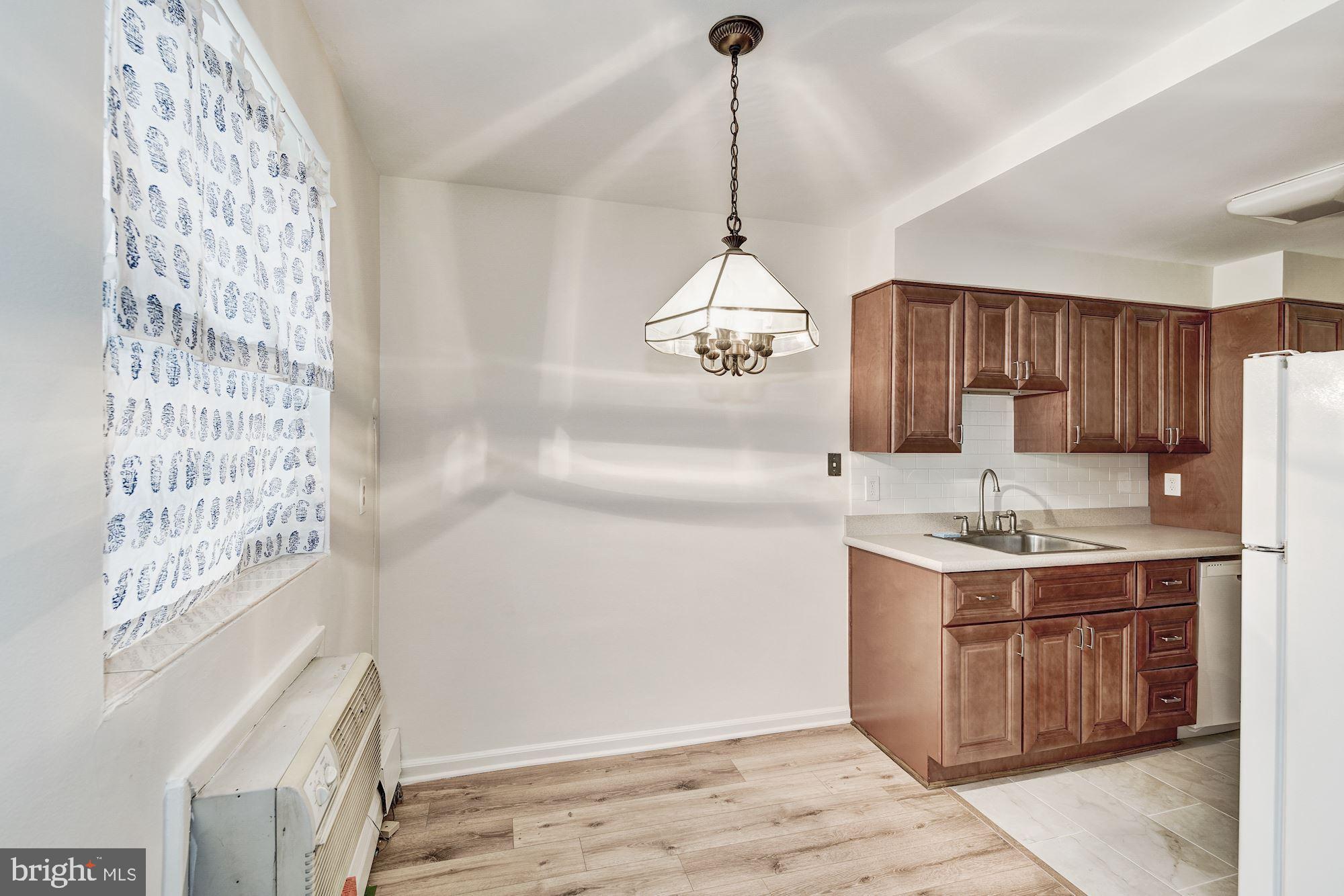 412 North Wayne Avenue, Unit 107 Wayne, PA 19087 - Photo 7 of 20