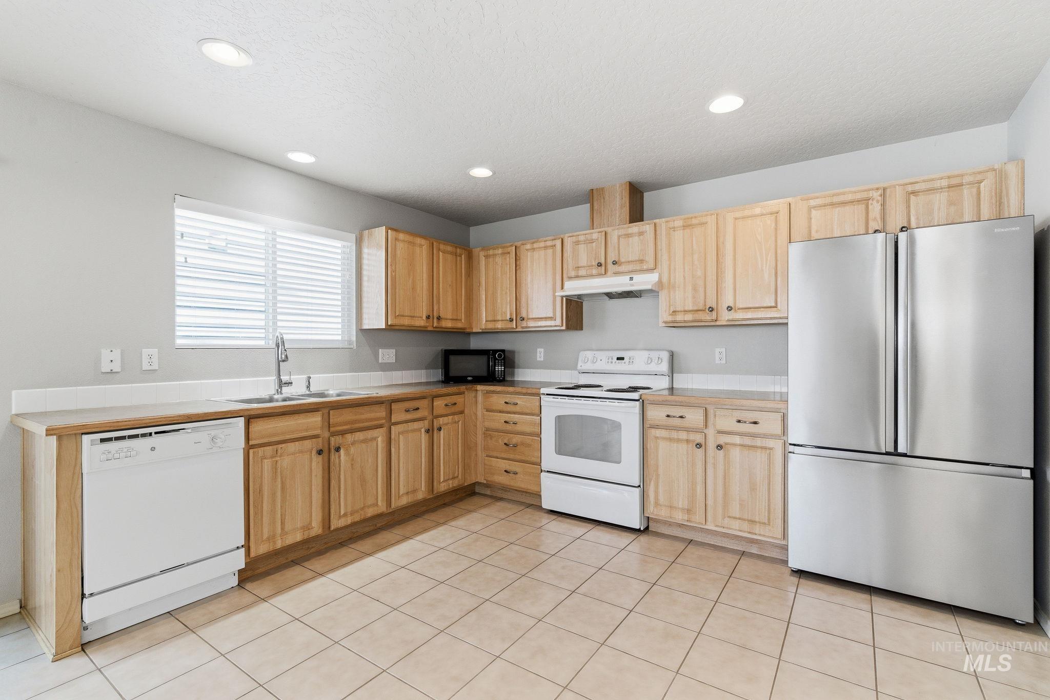 6613 South Covewood Way Boise, ID 83709 - Photo 14 of 29