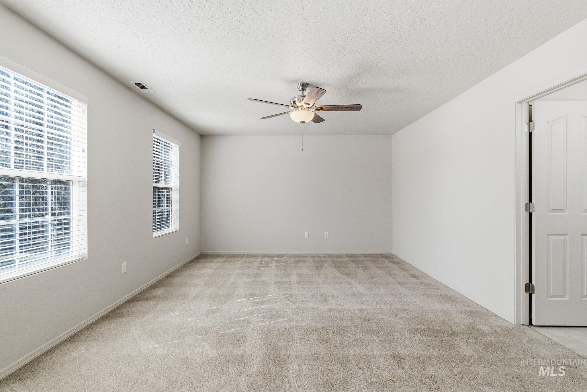 6613 South Covewood Way Boise, ID 83709 - Photo 15 of 29