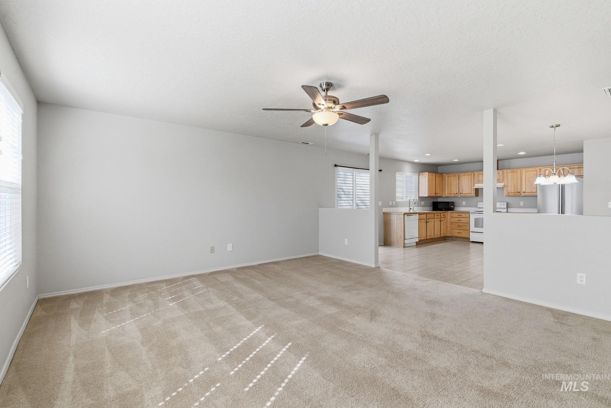 6613 South Covewood Way Boise, ID 83709 - Photo 10 of 29
