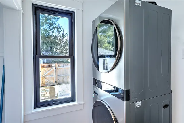 $6,500 | 310 Elmgrove Avenue, Providence, RI 02906