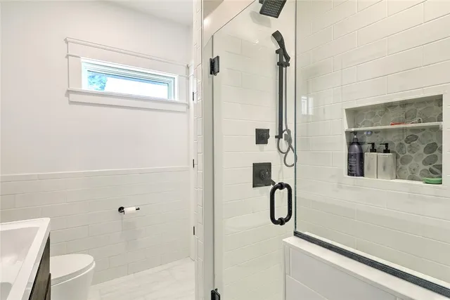 $6,500 | 310 Elmgrove Avenue, Providence, RI 02906