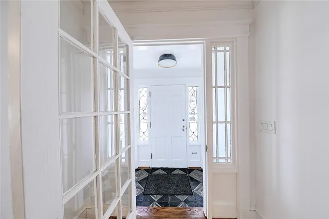 $6,500 | 310 Elmgrove Avenue, Providence, RI 02906