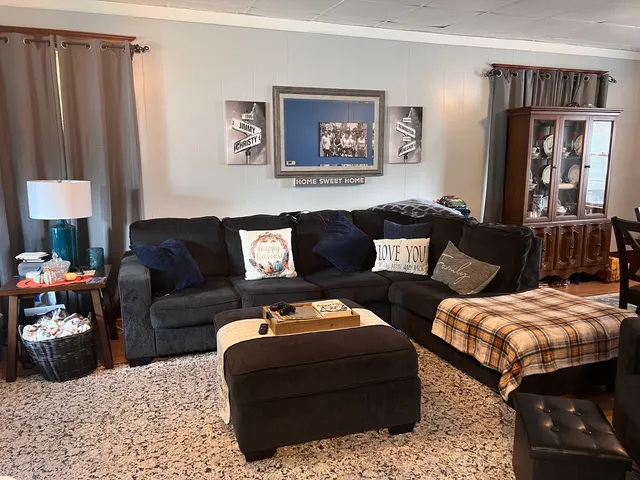 $189,900 | 132 West Franklin Street, Paxton, IL 60957