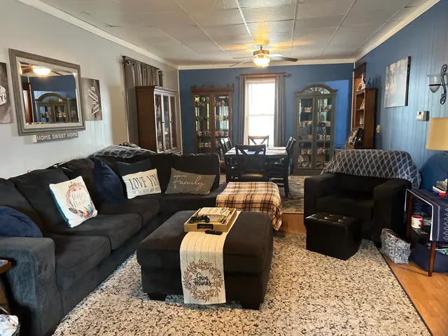 $189,900 | 132 West Franklin Street, Paxton, IL 60957