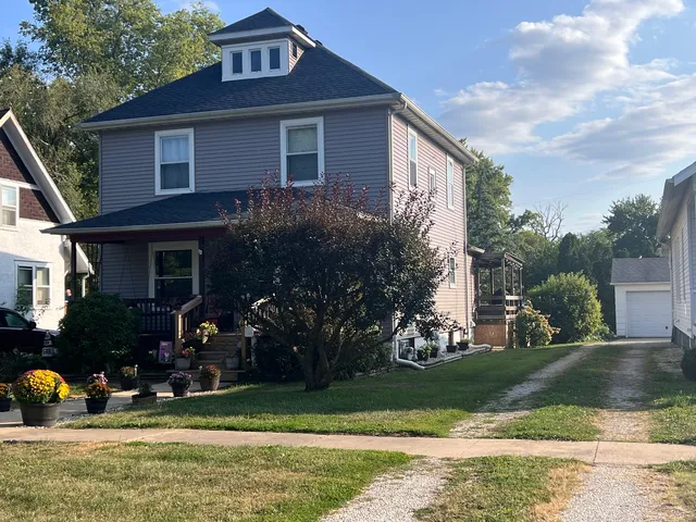 $189,900 | 132 West Franklin Street, Paxton, IL 60957