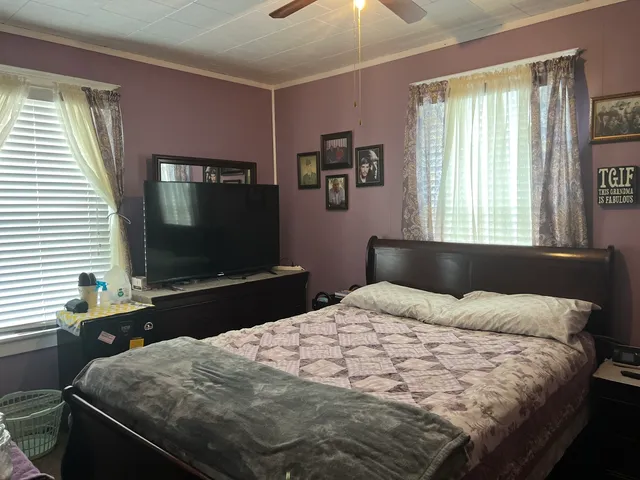 $189,900 | 132 West Franklin Street, Paxton, IL 60957