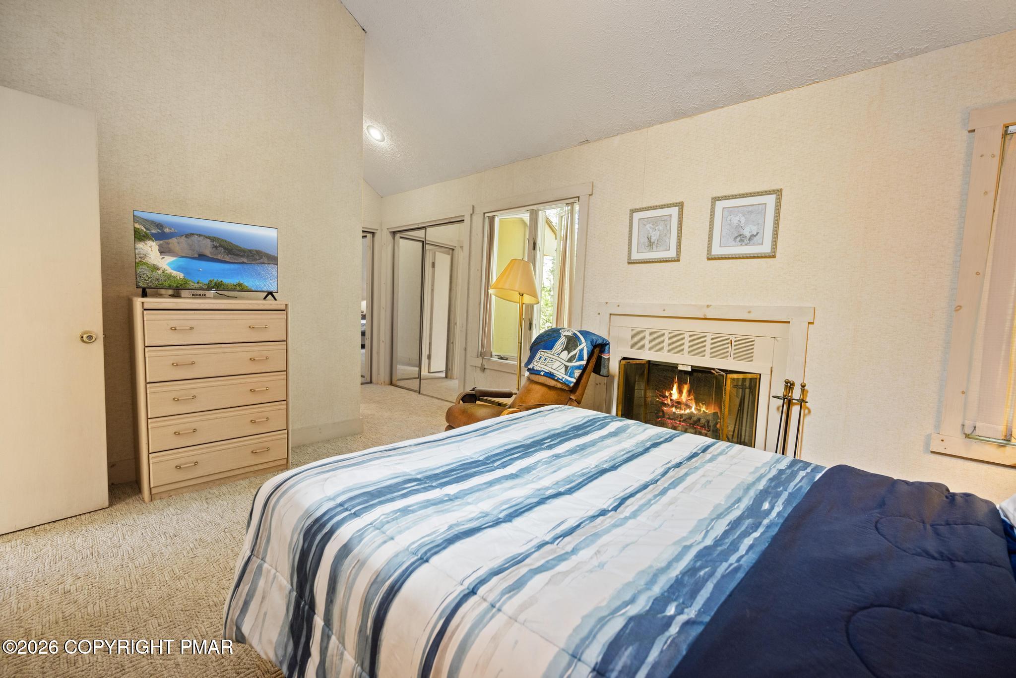 525 Rondaxe Lane Pocono Pines, PA 18350 - Photo 23 of 33 Primary Bedroom