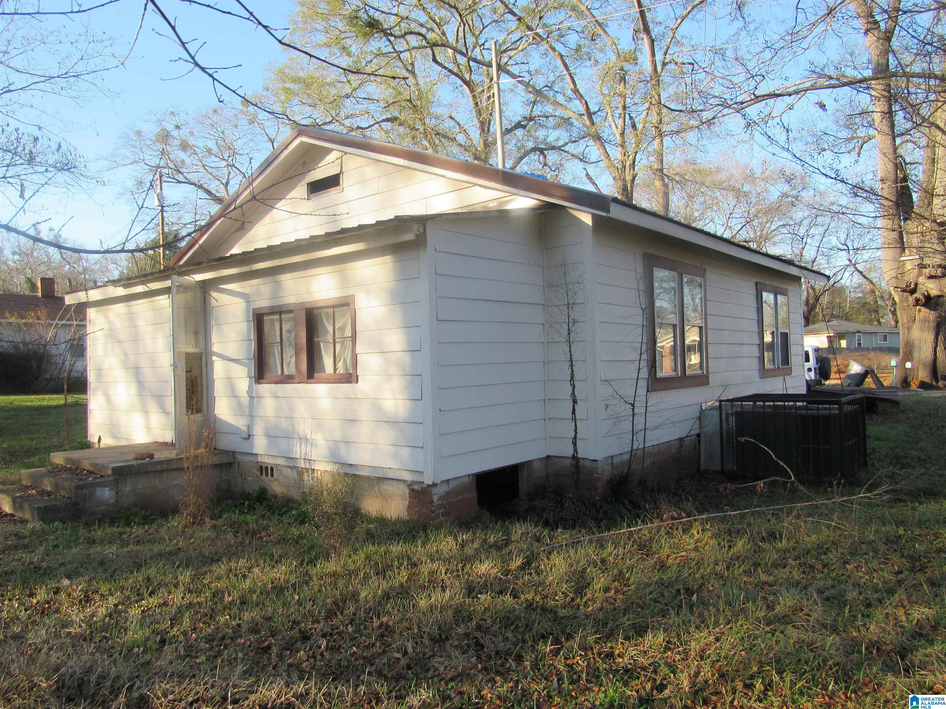 2518 16th Street North Bessemer, AL 35023 - Photo 3 of 16