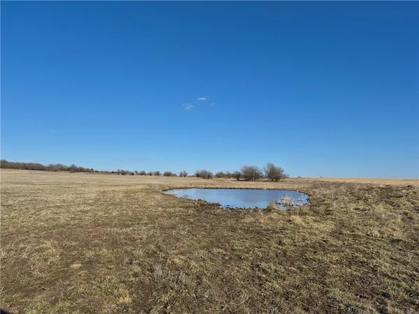 $160,000 | 25 Road Longton Ks 67352, Longton, KS 67352