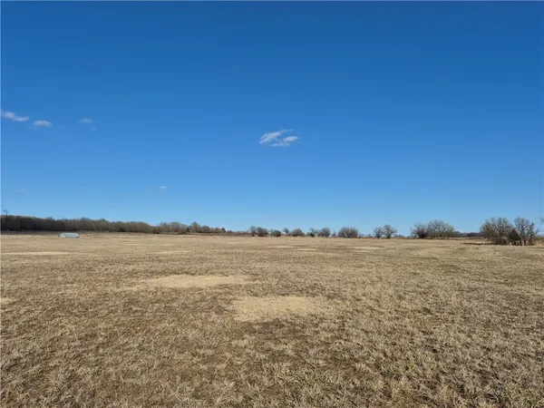 $160,000 | 25 Road Longton Ks 67352, Longton, KS 67352
