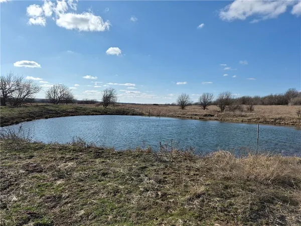 $160,000 | 25 Road Longton Ks 67352, Longton, KS 67352